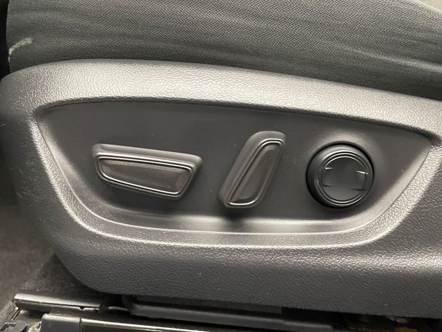 2021 Toyota Camry Hybrid LE CVT - 22942121 - 13