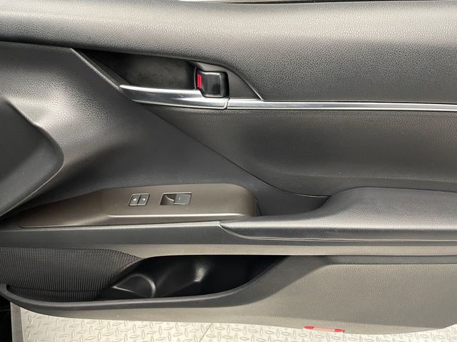 2021 Toyota Camry Hybrid LE CVT - 22942121 - 14