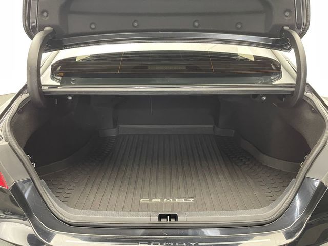 2021 Toyota Camry Hybrid LE CVT - 22942121 - 38