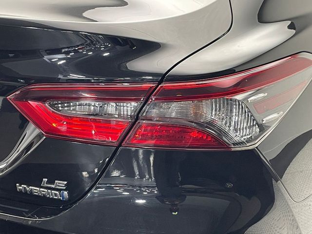 2021 Toyota Camry Hybrid LE CVT - 22942121 - 41