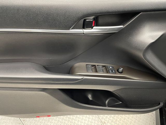 2021 Toyota Camry Hybrid LE CVT - 22942121 - 8