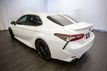 2021 Toyota Camry Hybrid XSE CVT - 22985212 - 10