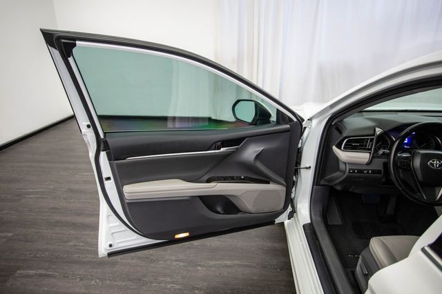 2021 Toyota Camry Hybrid XSE CVT - 22985212 - 15