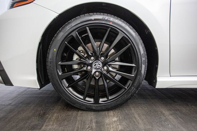 2021 Toyota Camry Hybrid XSE CVT - 22985212 - 42