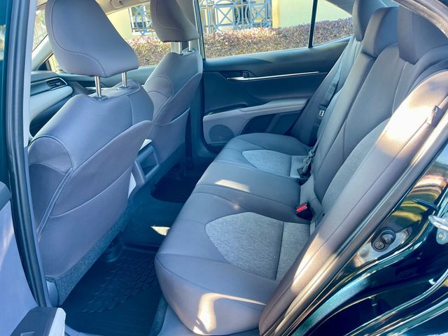 2021 Toyota Camry LE - 22935493 - 10