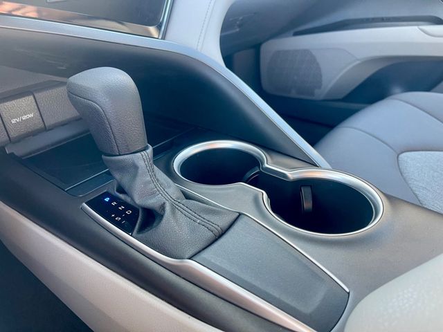 2021 Toyota Camry LE - 22935493 - 13