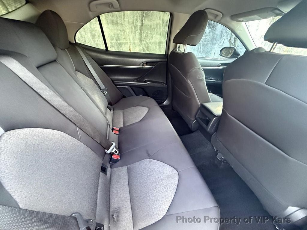 2021 Toyota Camry LE Automatic - 22933517 - 10