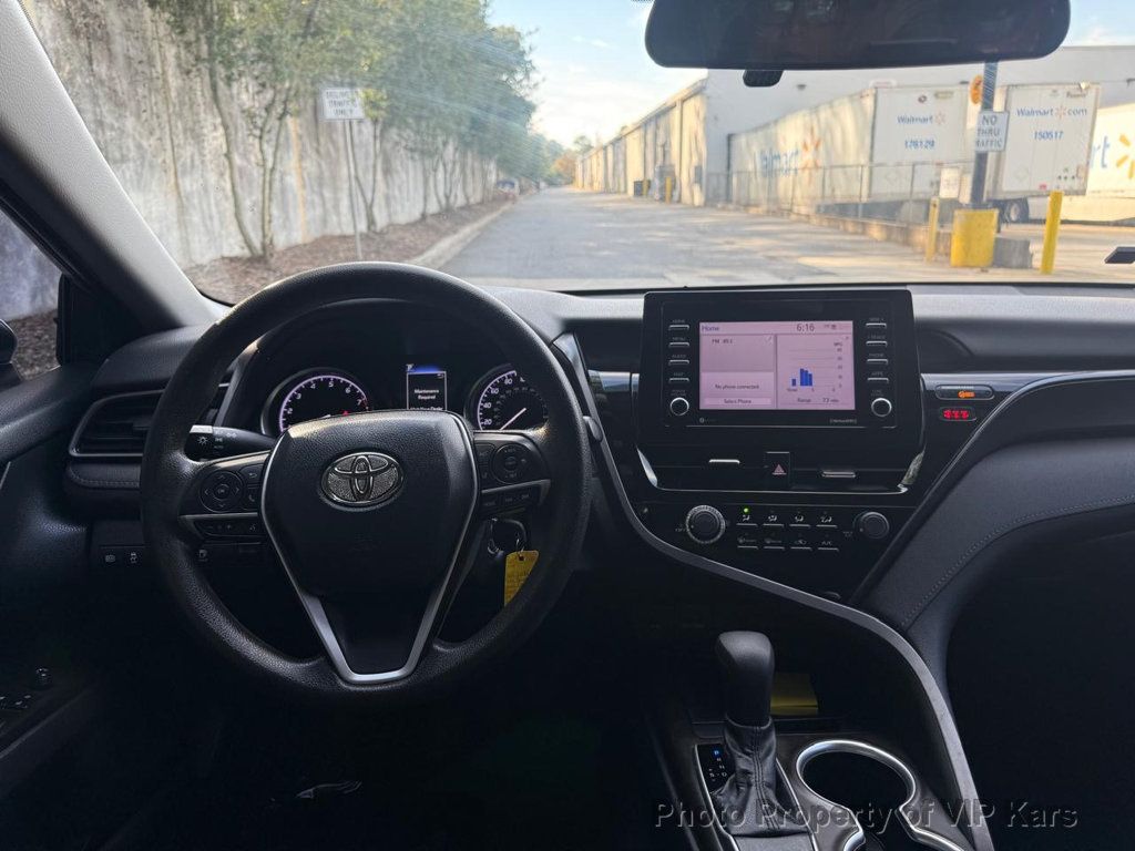 2021 Toyota Camry LE Automatic - 22933517 - 18