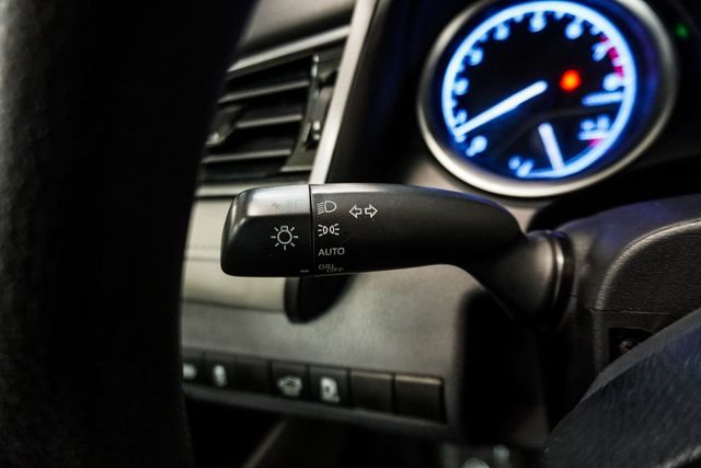 2021 Toyota Camry LE Automatic - 22988921 - 18