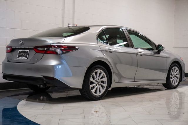 2021 Toyota Camry LE Automatic - 22988921 - 30