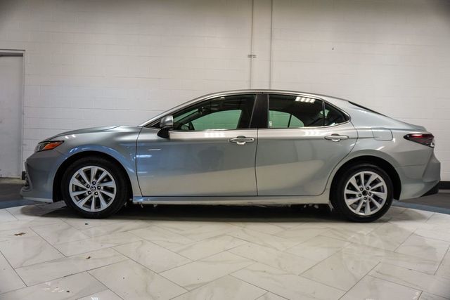 2021 Toyota Camry LE Automatic - 22988921 - 32