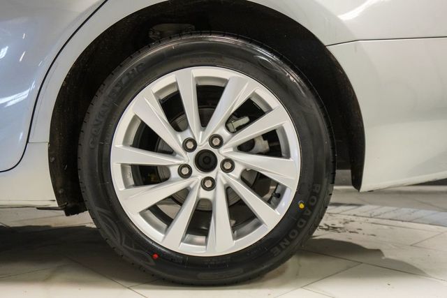 2021 Toyota Camry LE Automatic - 22988921 - 35
