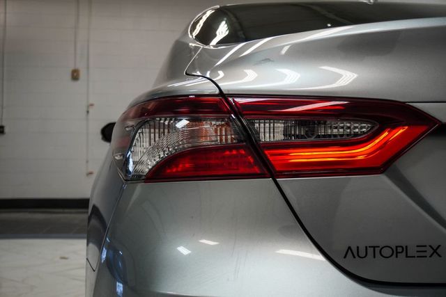2021 Toyota Camry LE Automatic - 22988921 - 38