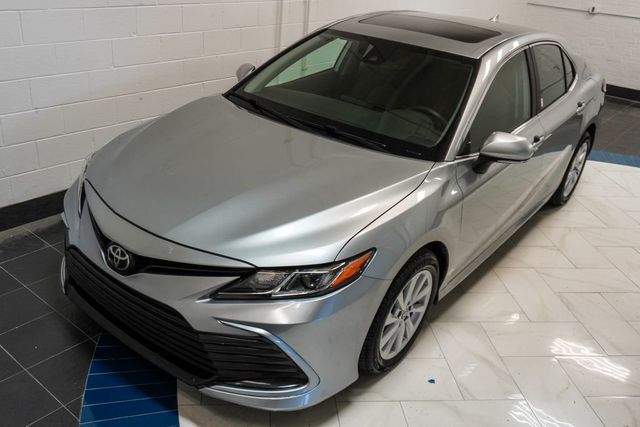 2021 Toyota Camry LE Automatic - 22988921 - 40