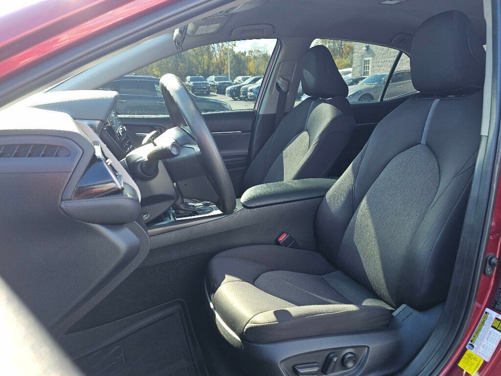 2021 Toyota Camry LE Automatic - 22932716 - 13