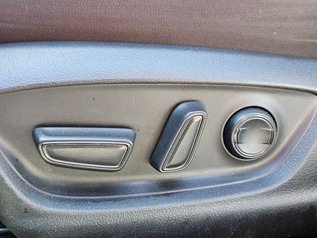 2021 Toyota Camry LE Automatic - 22932716 - 26