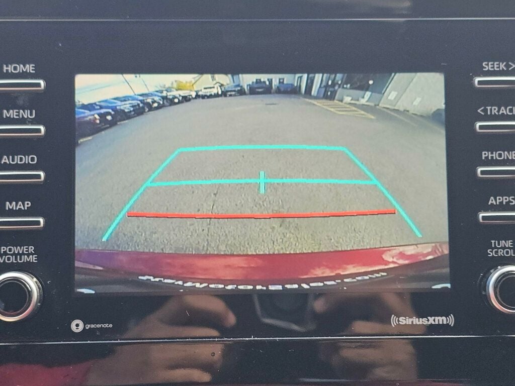 2021 Toyota Camry LE Automatic - 22932716 - 3