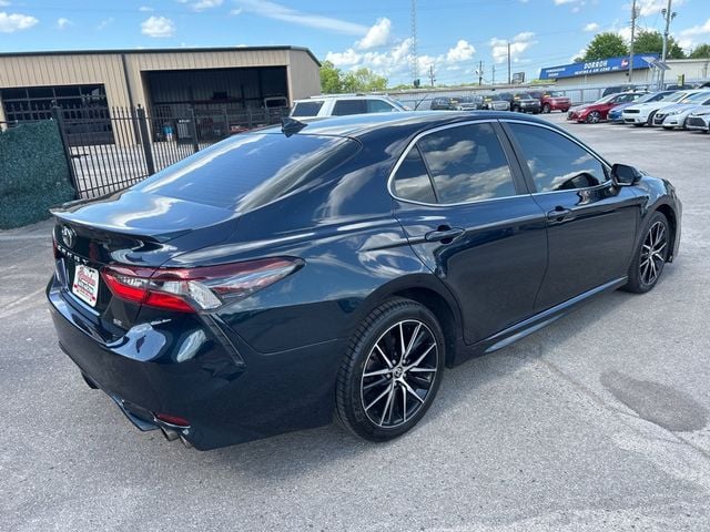2021 Toyota Camry SE - 23014611 - 3