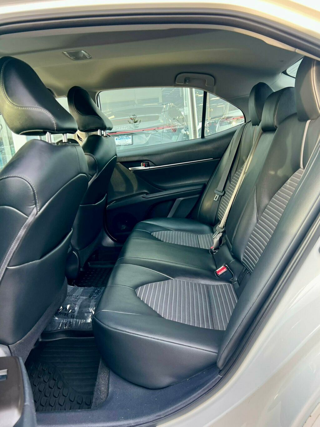 2021 Toyota Camry SE - 22956889 - 15