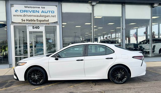 2021 Toyota Camry SE - 22956889 - 25