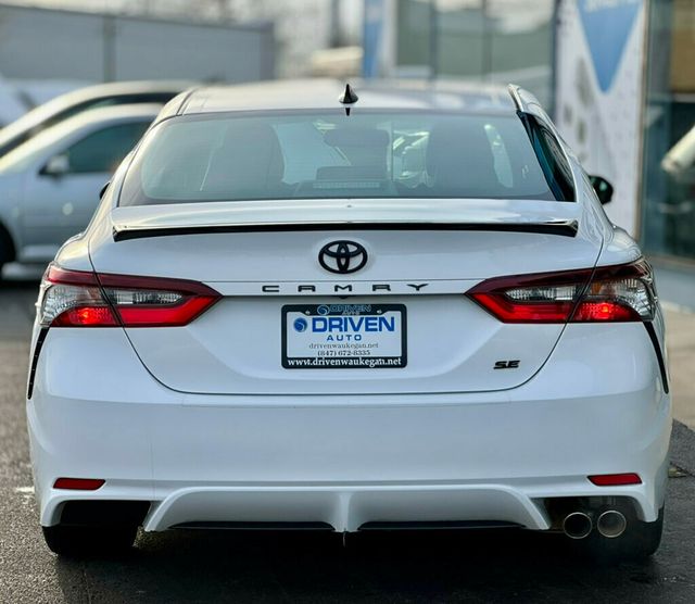 2021 Toyota Camry SE - 22956889 - 29