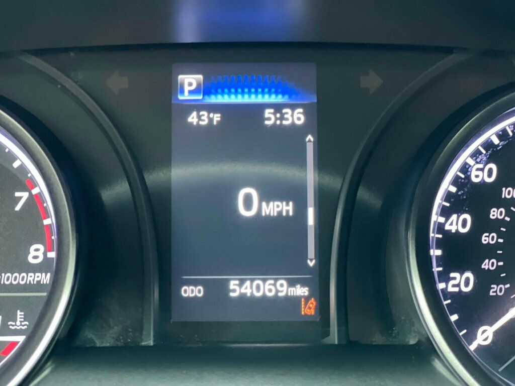 2021 Toyota Camry SE - 22985403 - 18