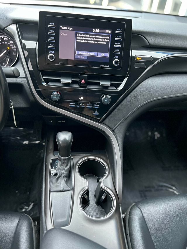 2021 Toyota Camry SE - 22985403 - 24