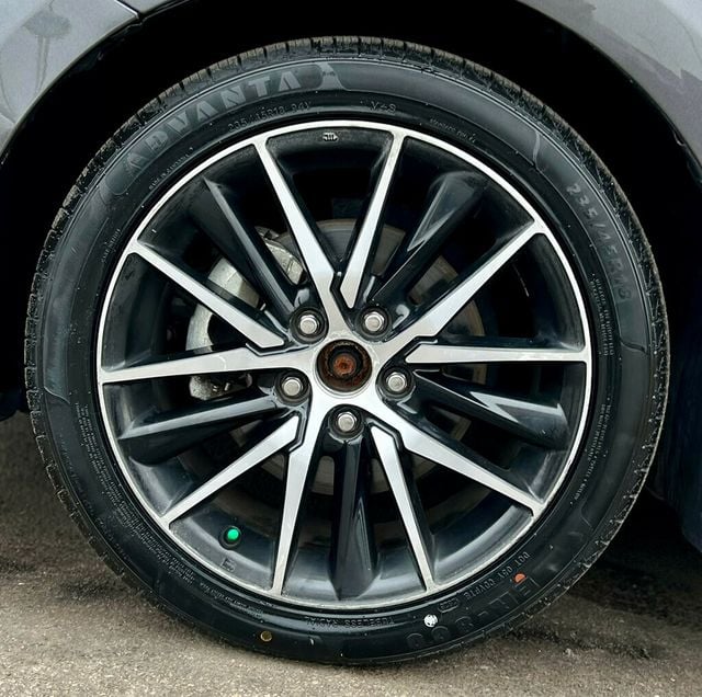 2021 Toyota Camry SE - 22985403 - 26