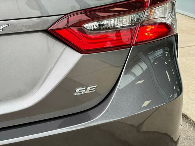 2021 Toyota Camry SE - 22985403 - 7