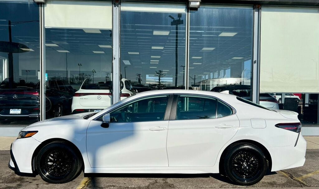 2021 Toyota Camry SE - 22988973 - 1