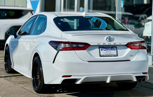 2021 Toyota Camry SE - 22988973 - 32