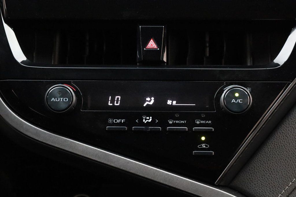 Toyota Camry photo 40