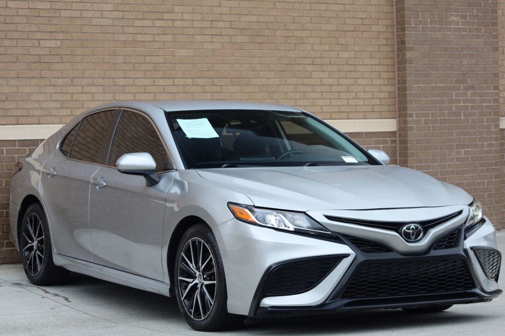 Toyota Camry photo 7