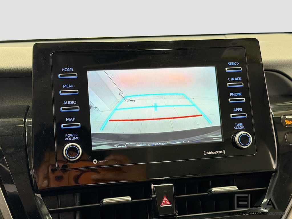 2021 Toyota Camry SE - 23033004 - 14