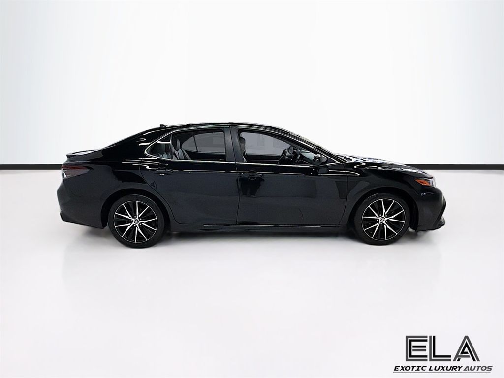2021 Toyota Camry SE - 23033004 - 8