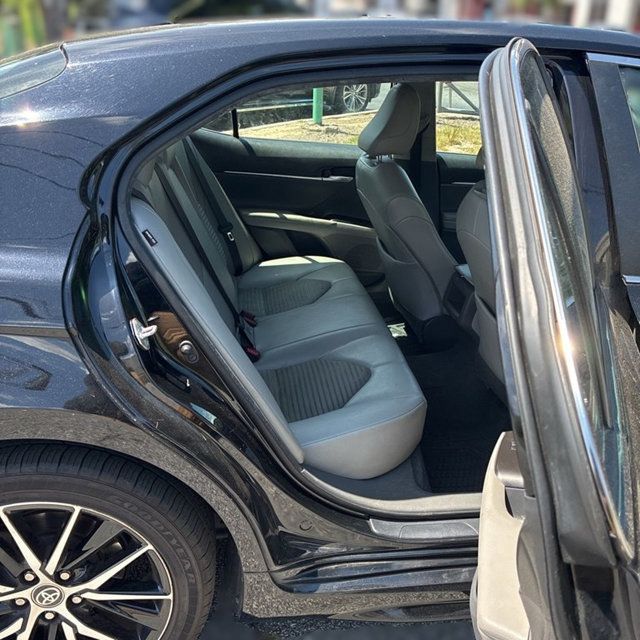 2021 Toyota Camry SE - 23033004 - 8