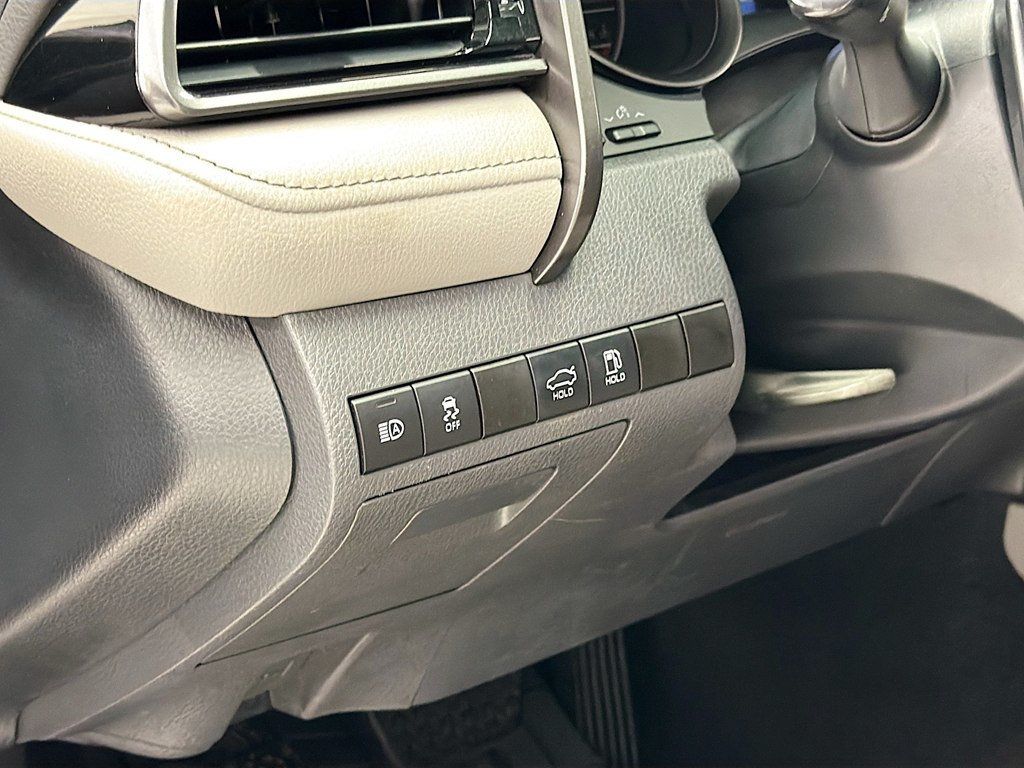 2021 Toyota Camry SE - 23071715 - 9
