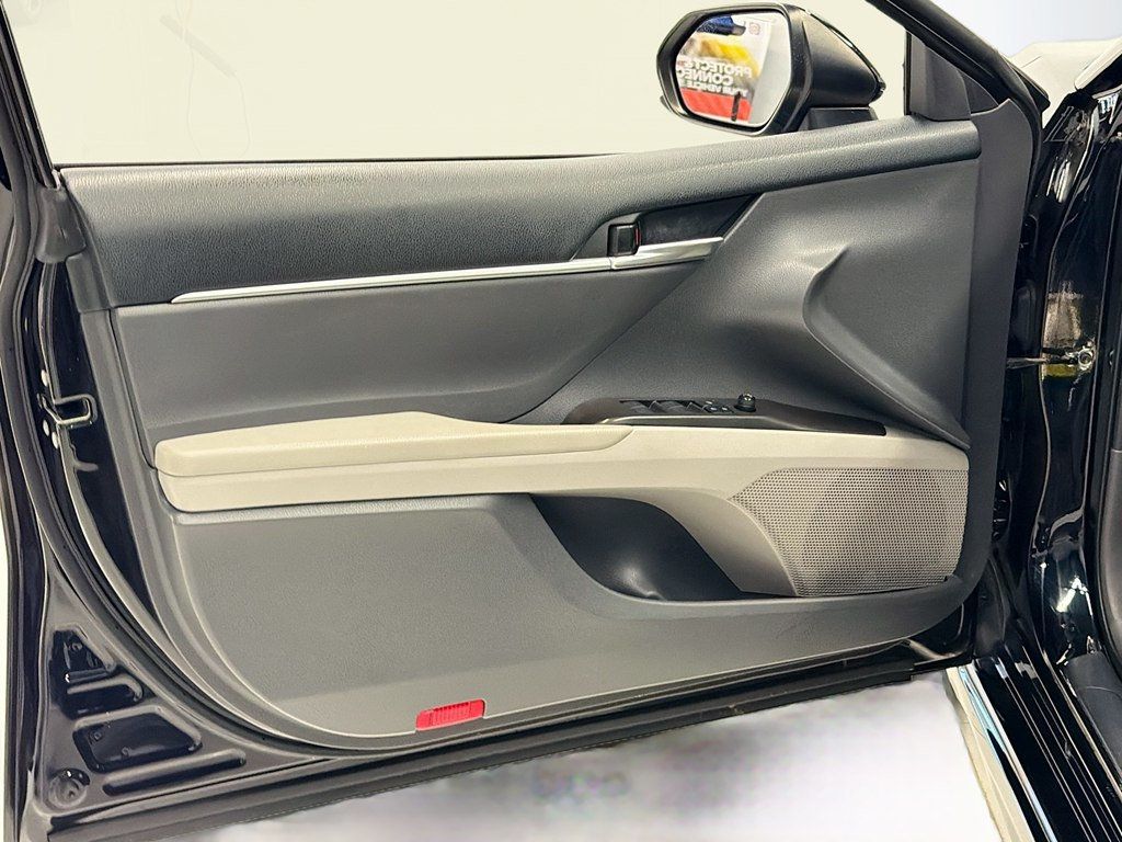 2021 Toyota Camry SE - 23071715 - 18