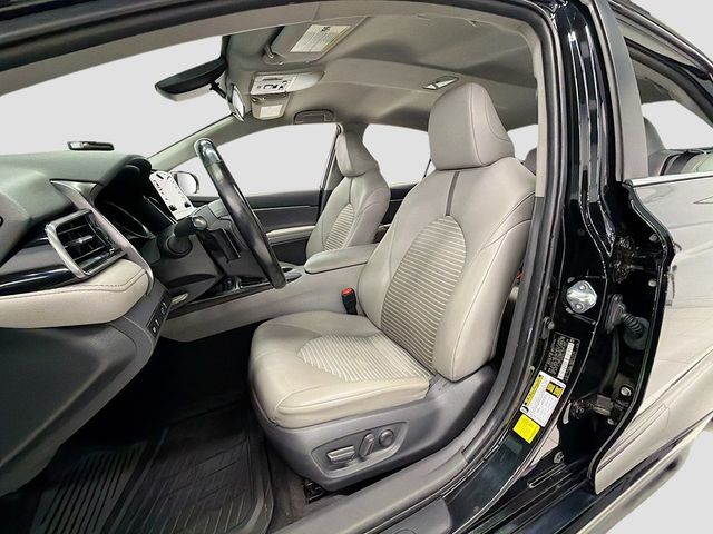 2021 Toyota Camry SE - 23071715 - 19