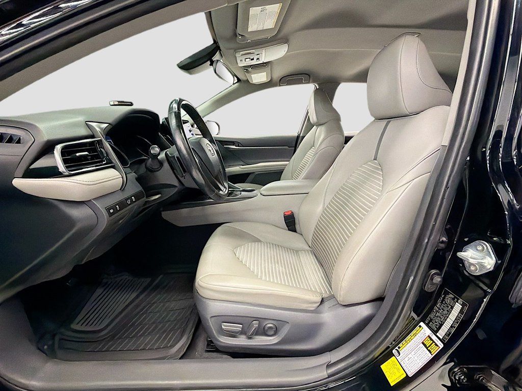 2021 Toyota Camry SE - 23071715 - 21