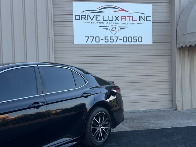 2021 Toyota Camry SE - 23062522 - 3