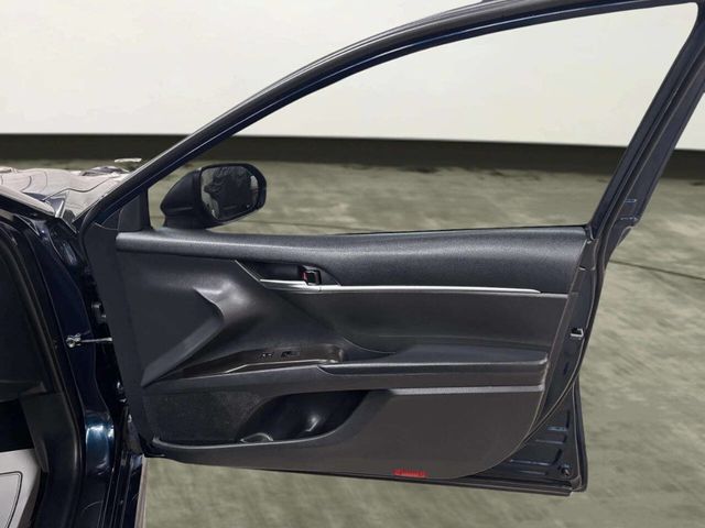 2021 Toyota Camry SE 4dr Sedan - 23030938 - 18