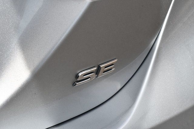 2021 Toyota Camry SE Automatic - 22992823 - 9