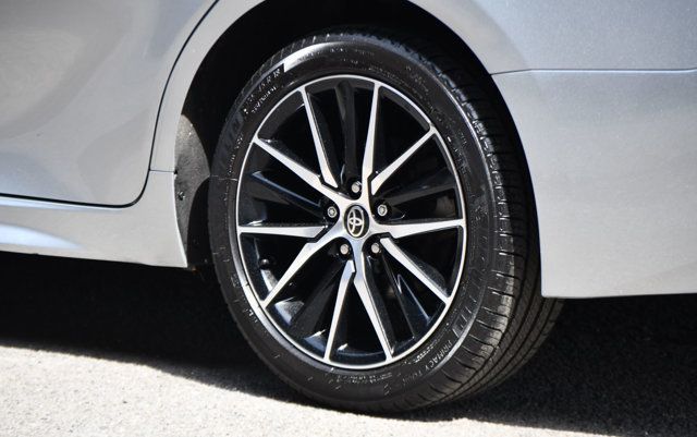 2021 Toyota Camry SE Automatic - 22992823 - 14