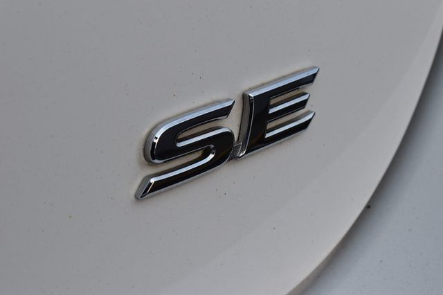 2021 Toyota Camry SE Automatic - 23058621 - 38
