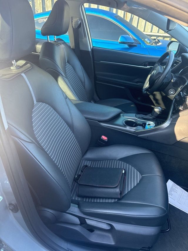 2021 Toyota Camry SE Automatic - 22929473 - 22