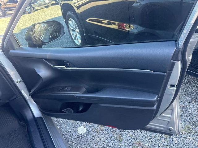 2021 Toyota Camry SE Automatic - 22929473 - 24