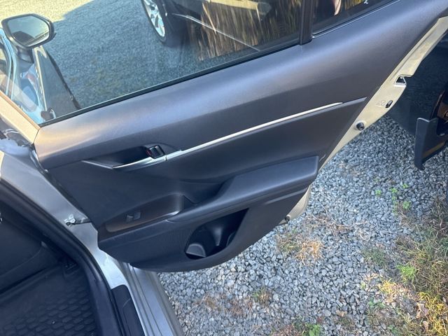 2021 Toyota Camry SE Automatic - 22929473 - 26