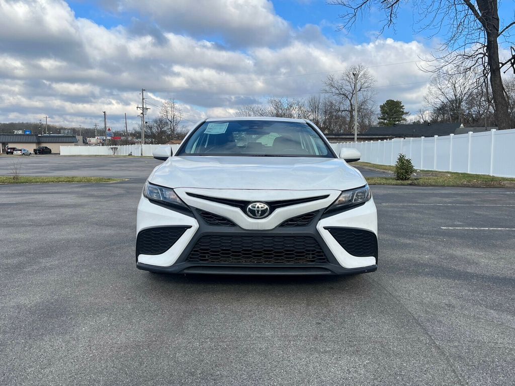 2021 Toyota Camry SE Automatic - 22302890 - 2