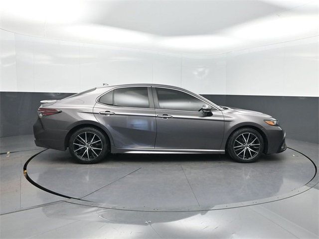 2021 Toyota Camry SE Automatic - 22922202 - 27